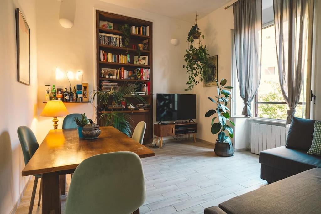 Vaticano/Trastevere Floreal Suite Рим Экстерьер фото